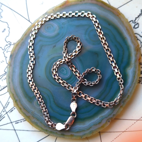 Jewelry - Italian silver flat chain necklace